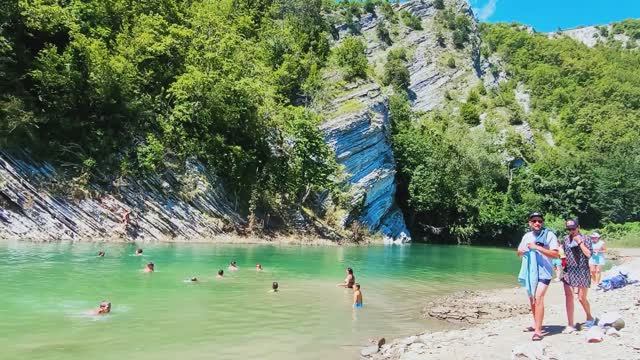 Идём на водопад Кузнецова/ и всё равно лучше, чем на работе 🤭легенда о любви ☝️