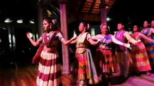 Индийский танец