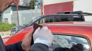 Видео установка 2Д дефлекторов / плоских ветровиков на Renault Symbol 1 поколение / Рено Симбол