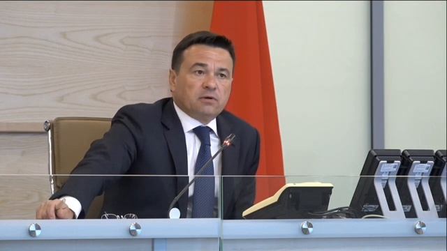 Воробьев неожиданно задал вопрос главе БГО Игорю Сухину о судьбе кинотеатра "Рассвет" смотреть онлайн