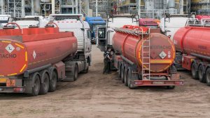 Новак поддержал предложение продлить запрет на экспорт бензина из РФ