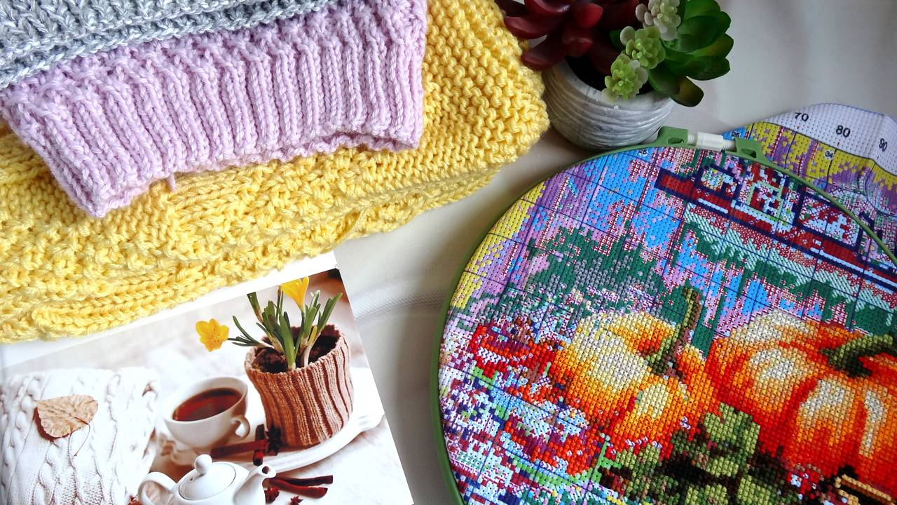 Середина августа все мои процессы. Вязание и вышивка смотреть онлайн