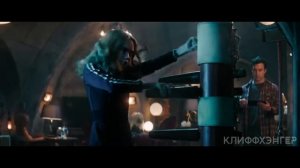 Кукла-убийца М3ГАН противостоит НОВОЙ ВЕРСИИ, которая хочет УПРАВЛЯТЬ СТРАНОЙ [пересказ]