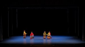 "Сибирская шестёра". образцовый ансамбль танца " Плясица" г. Байкальск.