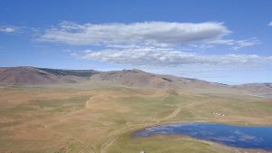 Хар нуур (тот который в песках)