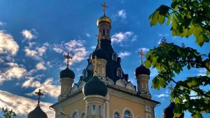 Литургия. Неделя 10-я по Пятидесятнице. Святых семи отроков, иже во Ефесе.