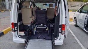 Специальные Nissan NV200 и Toyоta Voxy для колясочников