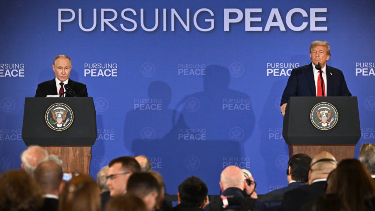 Путин: из-за общих корней с Украиной происходящее становится для РФ трагедией