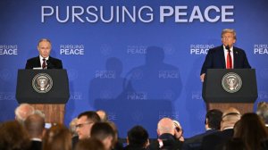 Путин: из-за общих корней с Украиной происходящее становится для РФ трагедией