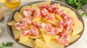 Жареная свинина с картошкой