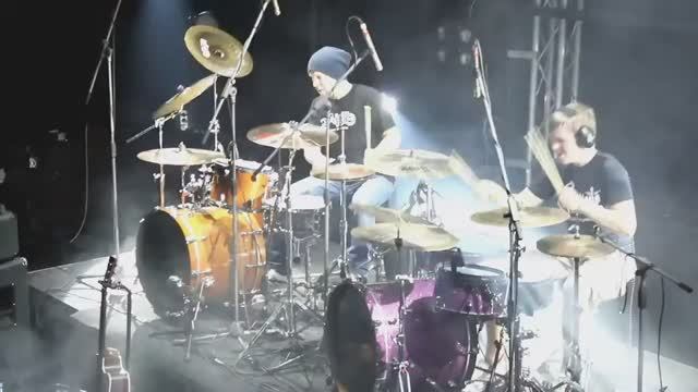 Ударное шоу! Степан Красавин Декабрь и Николай Лысов - Пилот! смотреть онлайн