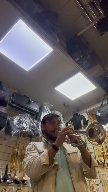 Trumpet “XO” - Japan смотреть онлайн