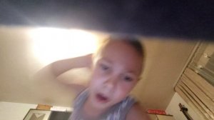 Лёва песенка про школу