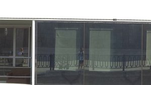 Теплоход "Штандарт" причаливает к набережной Волгограда