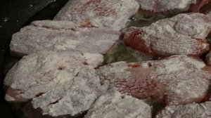 Жареная свиная печень