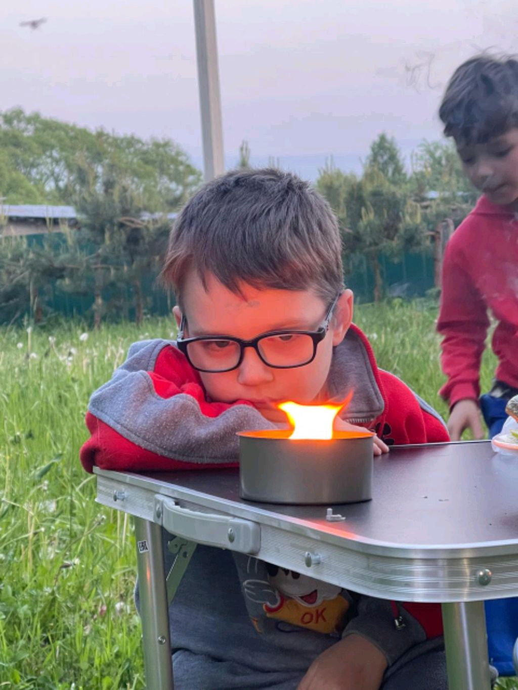 всем привет меня зовут Тимофей и это мой 3 или я не помню какой стрим смотреть онлайн