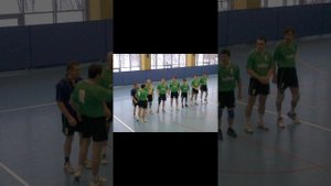 Хобби - электронная и Для узкого круга- песня под гитару.