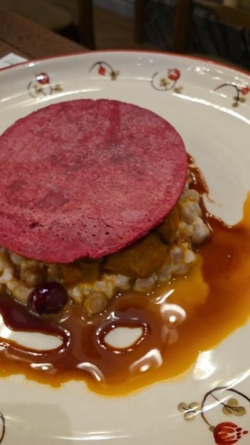 Кострома удивляет. Кологривский гусь с катанкой.