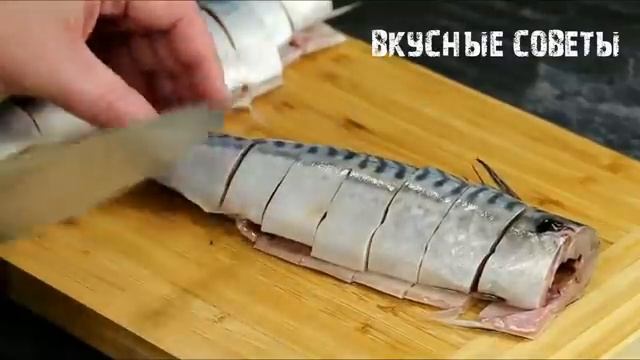 Делаю так целый МЕСЯЦ и всегда мало. Крутой маринад ! СКУМБРИЯ как красная рыба! смотреть онлайн