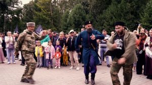 РУССКИЙ ДВОР