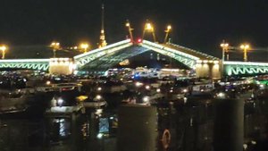 15.08.25 разведение Дворцового моста в Санкт-Петербурге