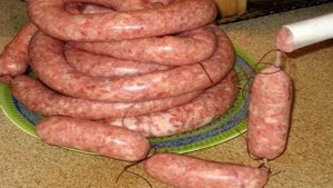 Домашние колбаски для гриля