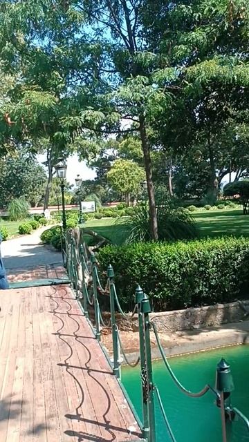 Парк во дворце Йылдыз, Стамбул, Турция (Park in Yildiz Palace, Istanbul, Turkey)