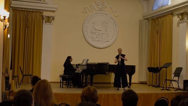 Л. Шпор Концерт для кларнета с оркестром №4, 1 часть смотреть онлайн