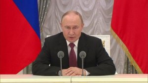 Путин провел совещание по итогам российско-американской встречи в верхах