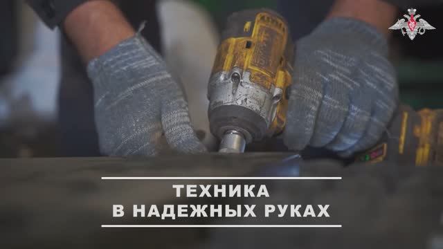 Работа специалистов ремонтной роты ГрВ «Запад»