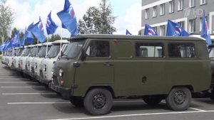 Из Екатеринбурга на передовую отправляются 30 автомобилей УАЗ