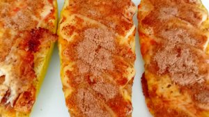 Молодые кабачки, запечённые в духовке, с хрустящей и ароматной корочкой.