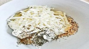 Грибы, фаршированные сливочным сыром, пепперони и перцем