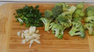 Жареная свинина с брокколи