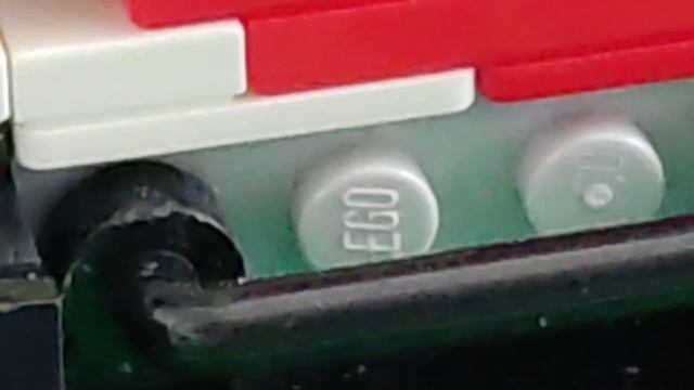 Лего анимация гонщица ездит на спорткаре смотреть онлайн