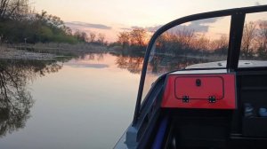 50 км.ч на лодке АВАНГАРД 4.4 ДС под Сузуки-40. но только на тихой воде!!!