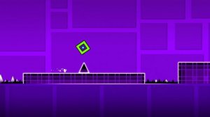первый раз играю в "Geometry Dash" мастера по этой игре оцените меня как новечка! Пожалуйста