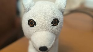 Плюшевая собака танцует.mp4