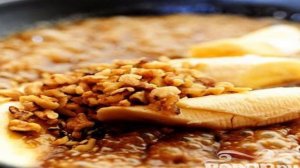 Жареные бананы с ромом и орехами