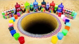 ЭКСПЕРИМЕНТ: Гигантское ракетное извержение Coca-Cola от Mtn Dew, Pepsi, Fanta и Mentos в метро