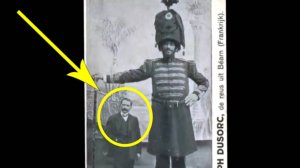 ⚡ Эти фотографии РУШАТ офиц. историю ...