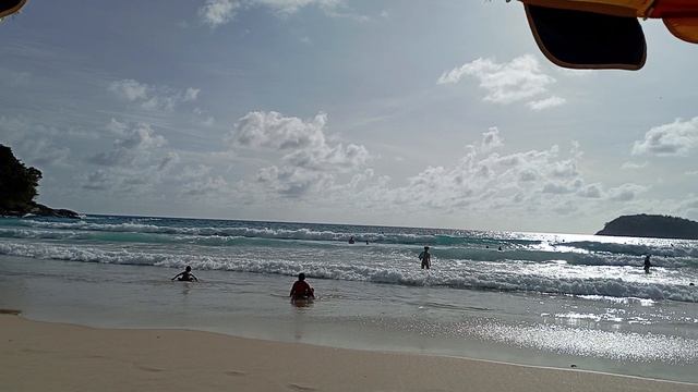 Пхукет в несезон. Пляж Ката. Начало августа 2025 г. смотреть онлайн