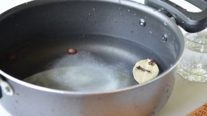 Грибы, маринованные с гвоздикой