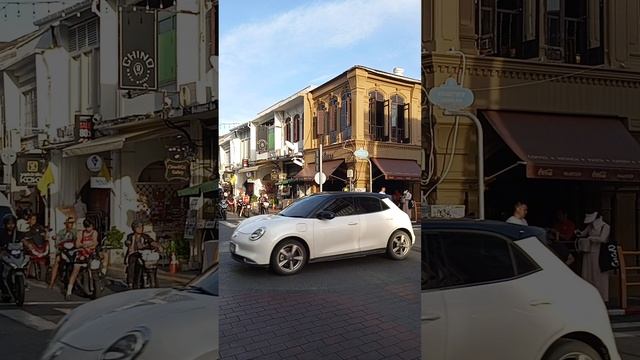 Пхукет в несезон. В старом городе. смотреть онлайн