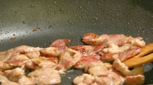 Жареное мясо кусочками