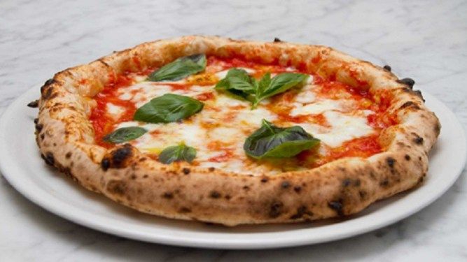 Неаполитанская ПИЦЦА...🍕🍄😋    Рецепт в описании ✍️