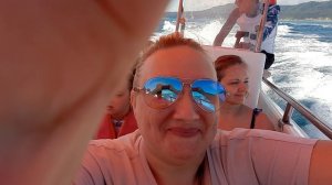 КАТЕР ПО МОРЮ МЧИТСЯ, ОЛЬГИНКА!