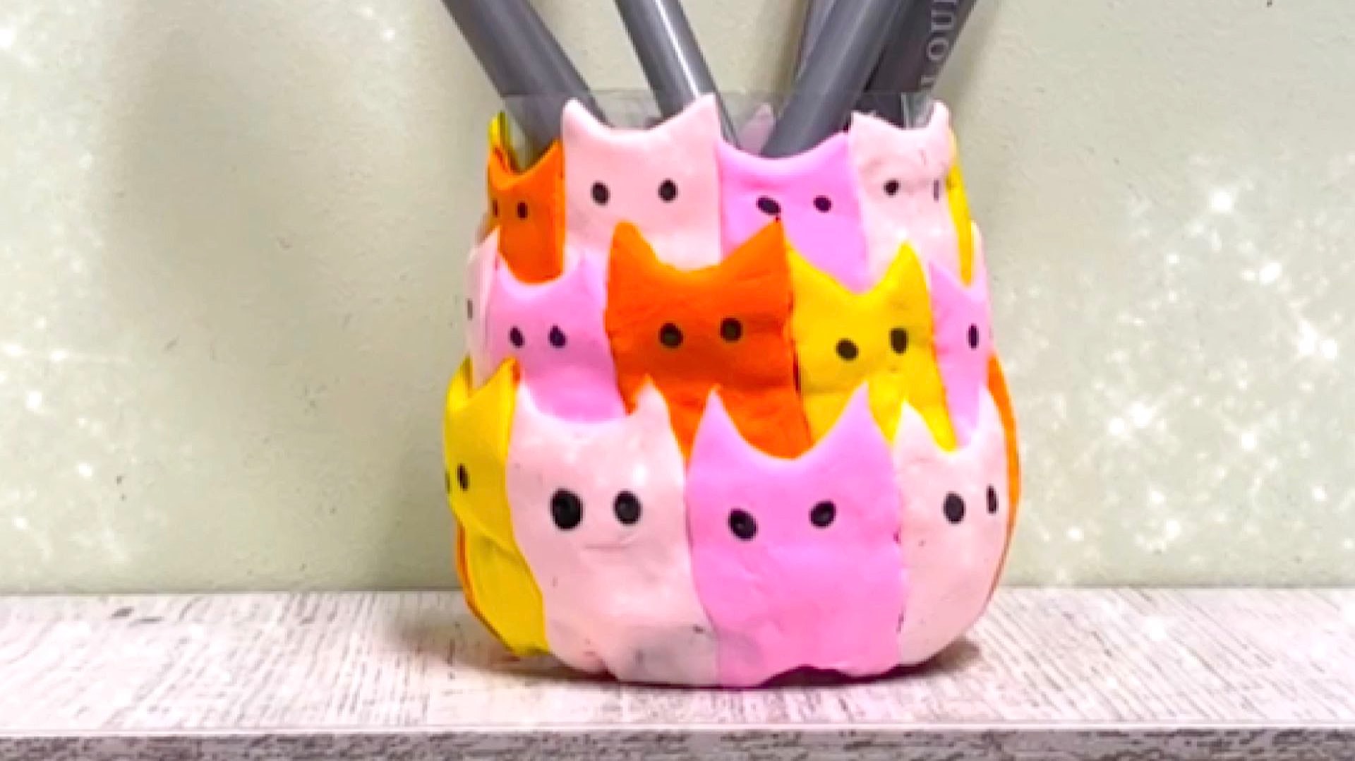 Поделки из пластилина для детей. Учимся лепить и делаем карандашному своими руками Игрушкин ТВ смотреть онлайн