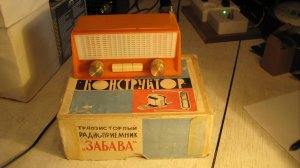Радиоприёмник FM в корпусе старого радиоконструктора “Забава”