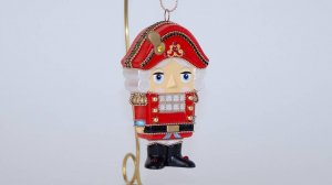 Елочная игрушка из фарфора "Щелкунчик".